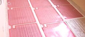 Teplé podlahy pod linoleum na dřevěné podlaze - tajemství instalace
